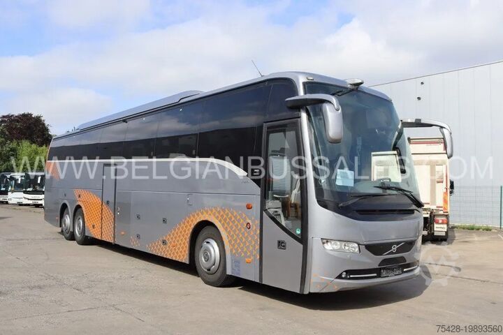 Тренер Volvo 9900 / 13.8m / Full option