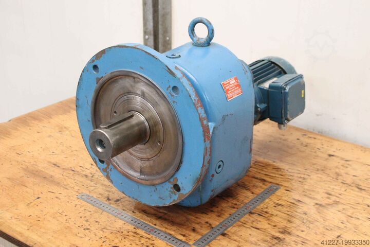 Редукторный двигатель 0,75 кВт 4 об/мин ABM Greiffenberger 3G225F/132 / D 80 b-4