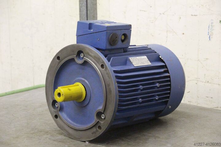 Электродвигатель 4/6 кВт 720/1440 об/мин Sintec DM1 132MX8/4