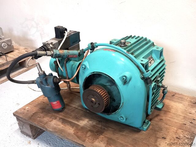 Var-Spe 1015/067B гидравлический вариатор Var-Spe 10.15/067B/BZ 0-1430 rpm 2,2kw