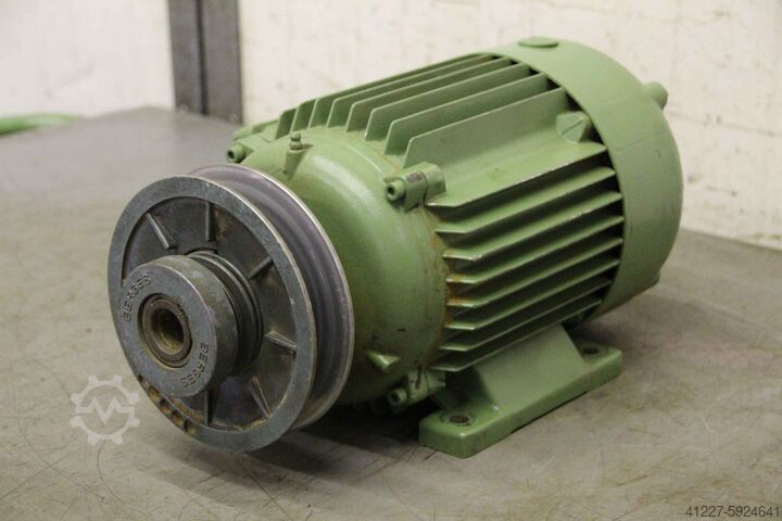 Электродвигатель 0,37/1,5 кВт 700/2900 об/мин Perske NS80.10/8/2