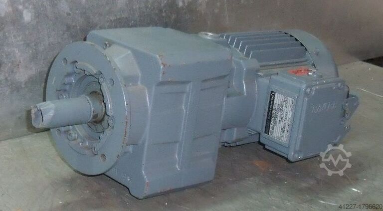 Двигатель редуктора 0,37 кВт 157 об/мин BAUER BG20-37