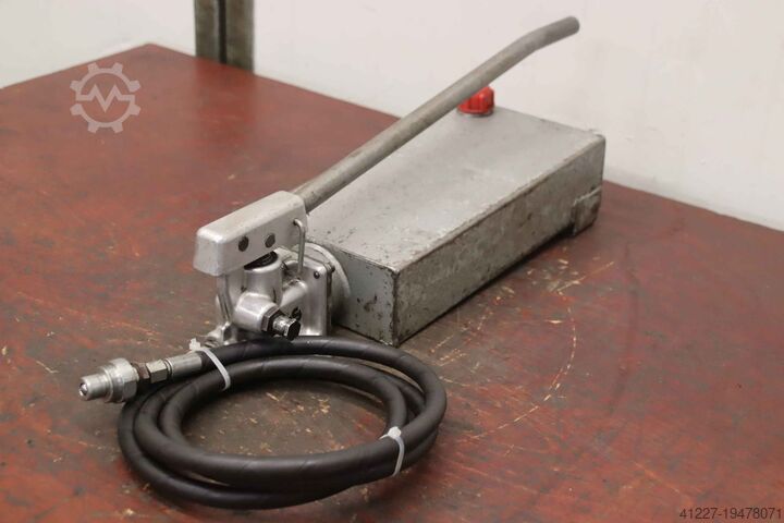 Ручной гидравлический насос 500 бар FAG ZPH 10/25