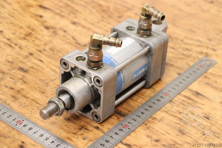 Пневматический цилиндр Festo DNN-63-25-PPV-A   Hub 25 mm