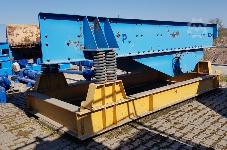 Вибрационный питатель Unbekannt Vibrationsrinne