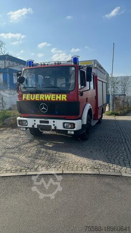 Пожарная машина Mercedes-Benz 1222