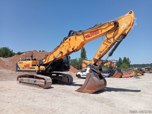 Экскаватор для сноса зданий Hyundai HX380L with 20m longfront and excavation boom