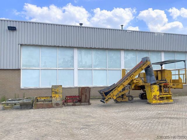 Асфальтоукладчик Power Curber 5700  4253 h