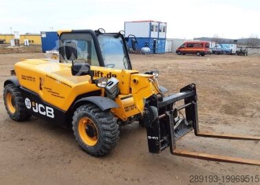 Телескопический погрузчик jcb 525-60