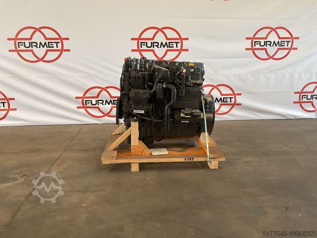 Двигатель Perkins 1506D-88TA