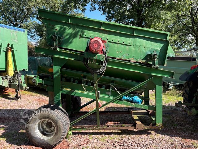 Просеивающая установка Grobsiebmaschine Hersteller unbekannt Fingersiebmaschine 3,0 - 1,0 m