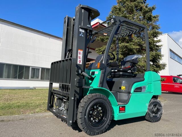 Дизельный вилочный погрузчик Mitsubishi FD25N3