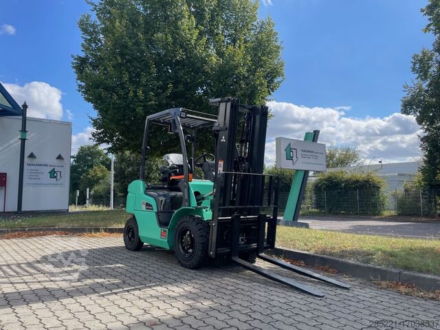 Дизельный вилочный погрузчик Mitsubishi FD25N3