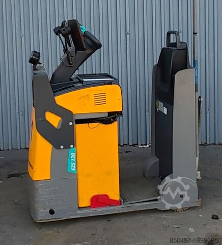 Буксировочные тягачи Jungheinrich ezs 130 / 2019y/ 2392mh