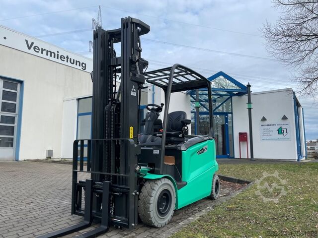 Электрический 4-х колесный вилочный погрузчик Mitsubishi FB25N