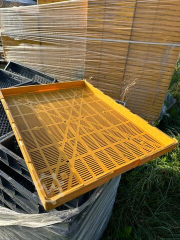 Корзины, ящики, контейнеры для пекарен  