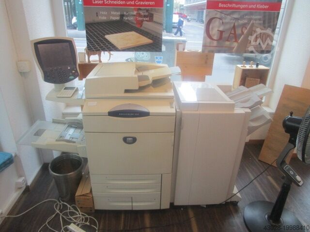 ЦИФРОВОЙ ПРИНТЕР XEROX DC250 mit Broschürenfinischer