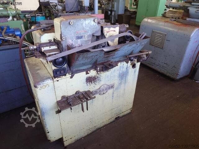 Бесцентрово-шлифовальный станок MICROREX OS