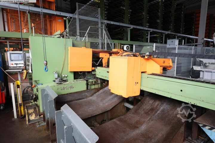 Ленточная пила - автоматическая KASTO HBA 320/420 PL