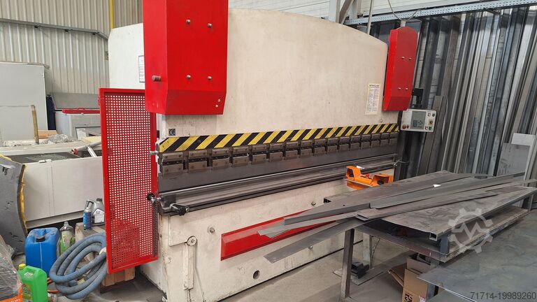 Листогибочный пресс Prasa krawędziowa DENER 3000mm x 6mm