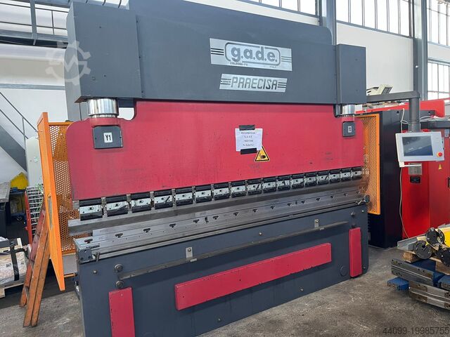 Гидравлические гильотинные ножницы GADE PS-C-3160