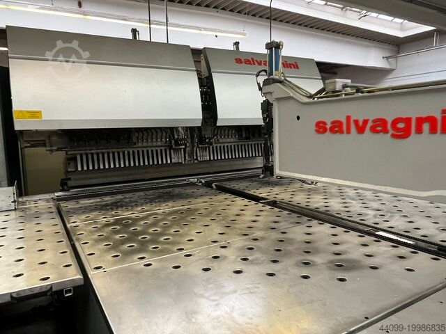 центр обработки листового металла SALVAGNINI P4-2516-ALA