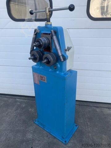 3-валковая вальцовка для колец с ручным приводом, ручная машина для гибки профилей, 3-валковая машин KNUTH HRB 30 M