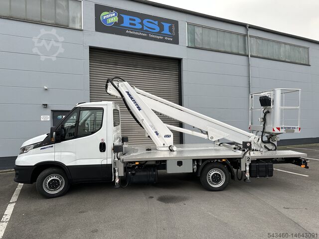 Multitel MT162 на стояке грузовика Iveco Daily 3,5 тонны Multitel MT 162