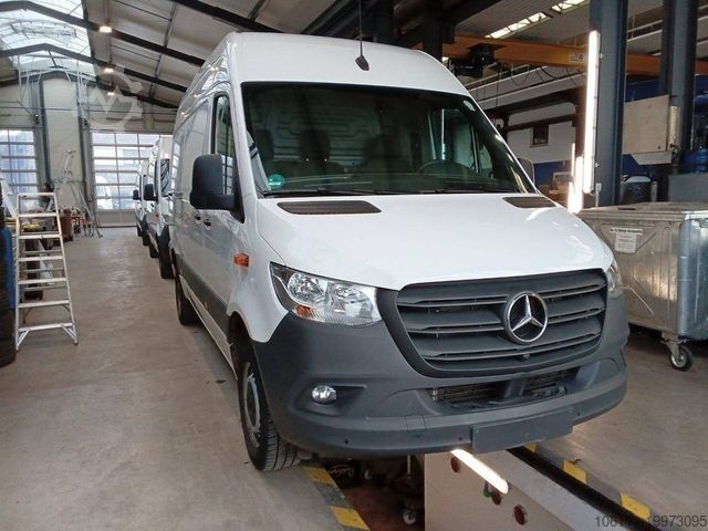 Фургон с высокой крышей MERCEDES-BENZ Sprinter III 317 cdi KaH2L2 RWD/Kam360/SCHWINGSI