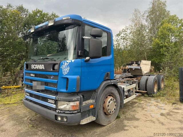 Шасси с кабиной Scania 114G 6x2 Chassis.
