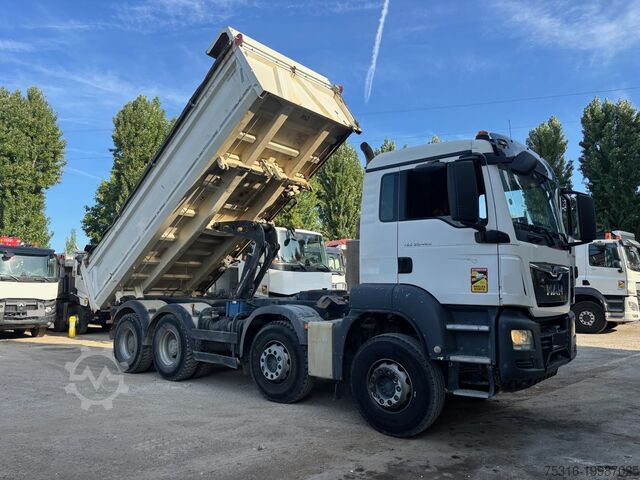 самосвал с съёмной рукоятью MAN TGS 32.420
