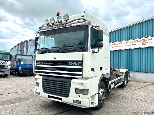 Система крюкообразных рычагов DAF 95.480 XF SPACECAB 6x2 WITH HOOK-ARM SYSTEM (EU...