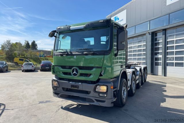 Крюковой мусоровоз MERCEDES-BENZ BENZ ACTROS 4448