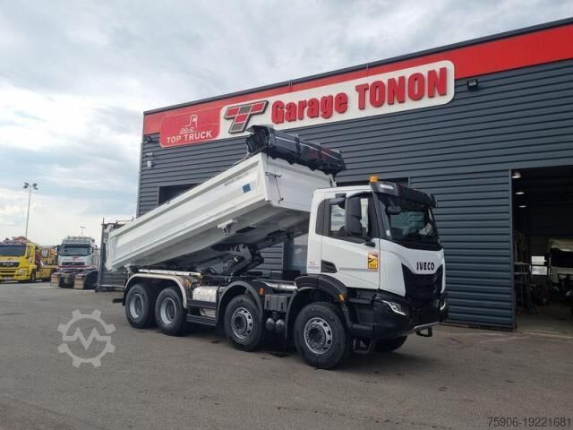 Крюковой мусоровоз Iveco X-WAY