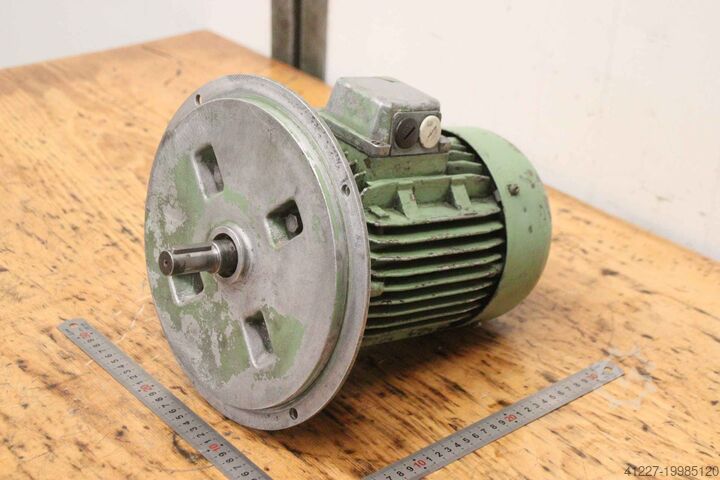 Электродвигатель 2,3 кВт 2800 об/мин unbekannt D-08