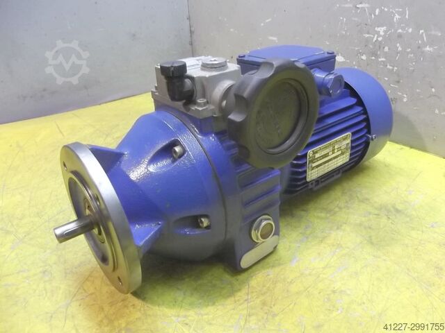 Регулируемый редукторный двигатель 0,37 кВт 190-1000 об/мин MOTOVARIO** TKF/5