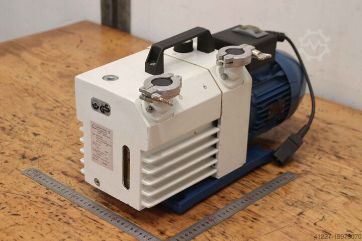 Вакуумный насос 11,0 м³/ч Ilmvac 302313-02  P 12 D