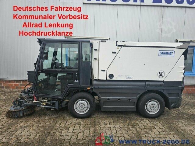Подметальная машина Schmidt Swingo 200+ Allrad Lenkung HD Reiniger mit Lanze