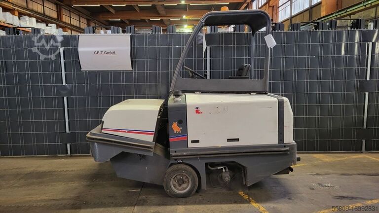 Подметальные машины Dulevo 100 BS // Betriebsstunden 766 // Treibgas //