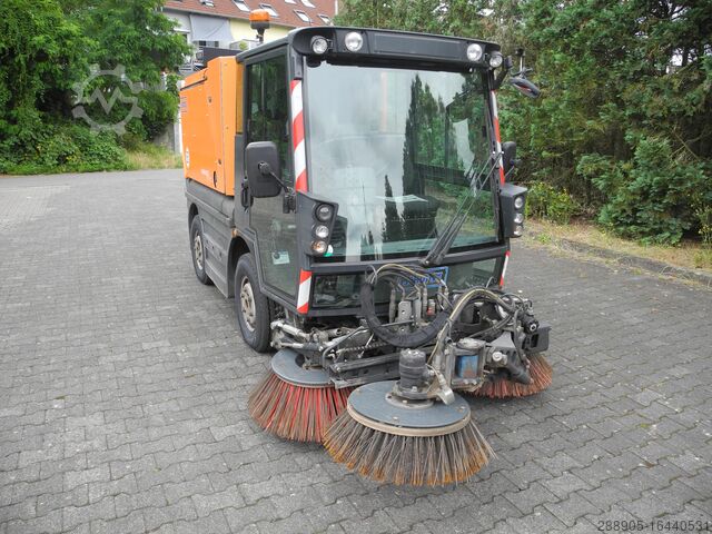 Подметальная машина Schmidt Swingo 200+