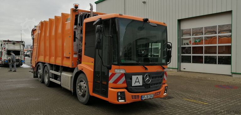 Грузовик для перевозки мусора Mercedes-Benz Econic 2635 L 6x2-4 / Zöller Medium X2