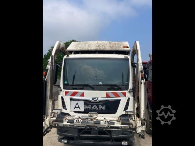 Мусоровоз MAN Abfallsammler