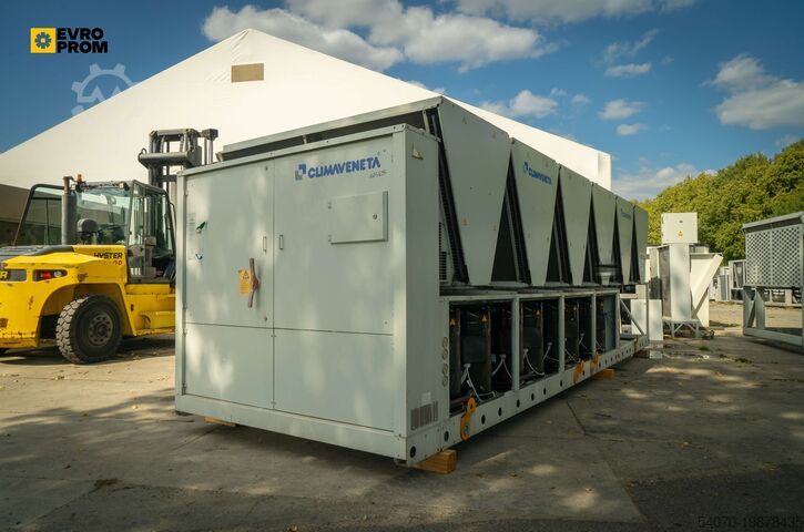 Чиллер Used Aircooled chiller Climaveneta NECS R B 3218 746 kW. 2018 yom