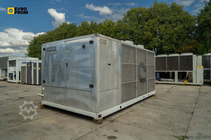 Чиллер Used Aircooled chiller Climaveneta WRAT B 1202 243 KW. 2002 yom
