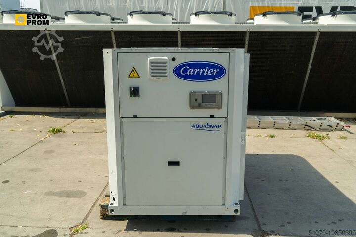 Чиллер Used Aircooled chiller CARRIER 30RBSY060B0021 PE 58 KW. 2016 yom