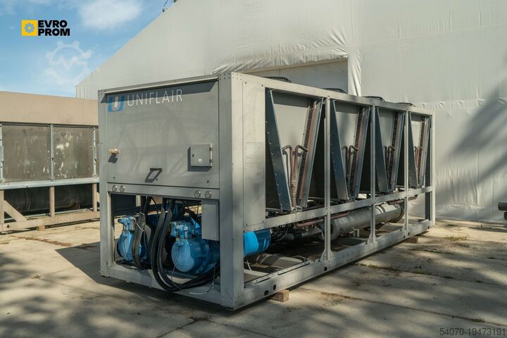 Чиллер Used Aircooled chiller Uniflair BREC2202A 503 kW. 2013 yom