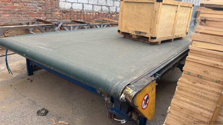 Ленточный конвейер  