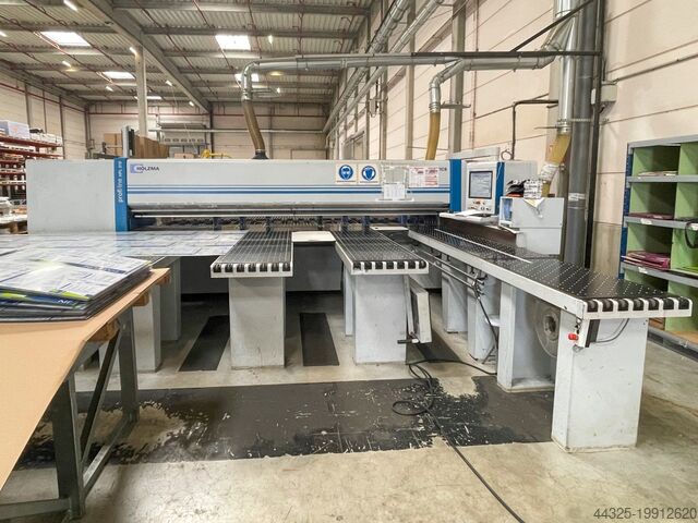 Пила для панелей с автоматической подачей HOLZMA HPL 510/43/22/P/X
