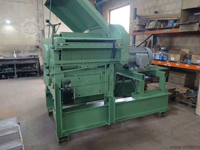 Циркулярная пила для повторной резки Esterer DKN