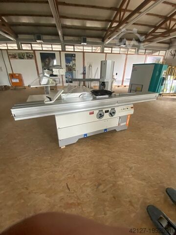 Поворотно-выдвижная настольная пила Casadei Xenia 40